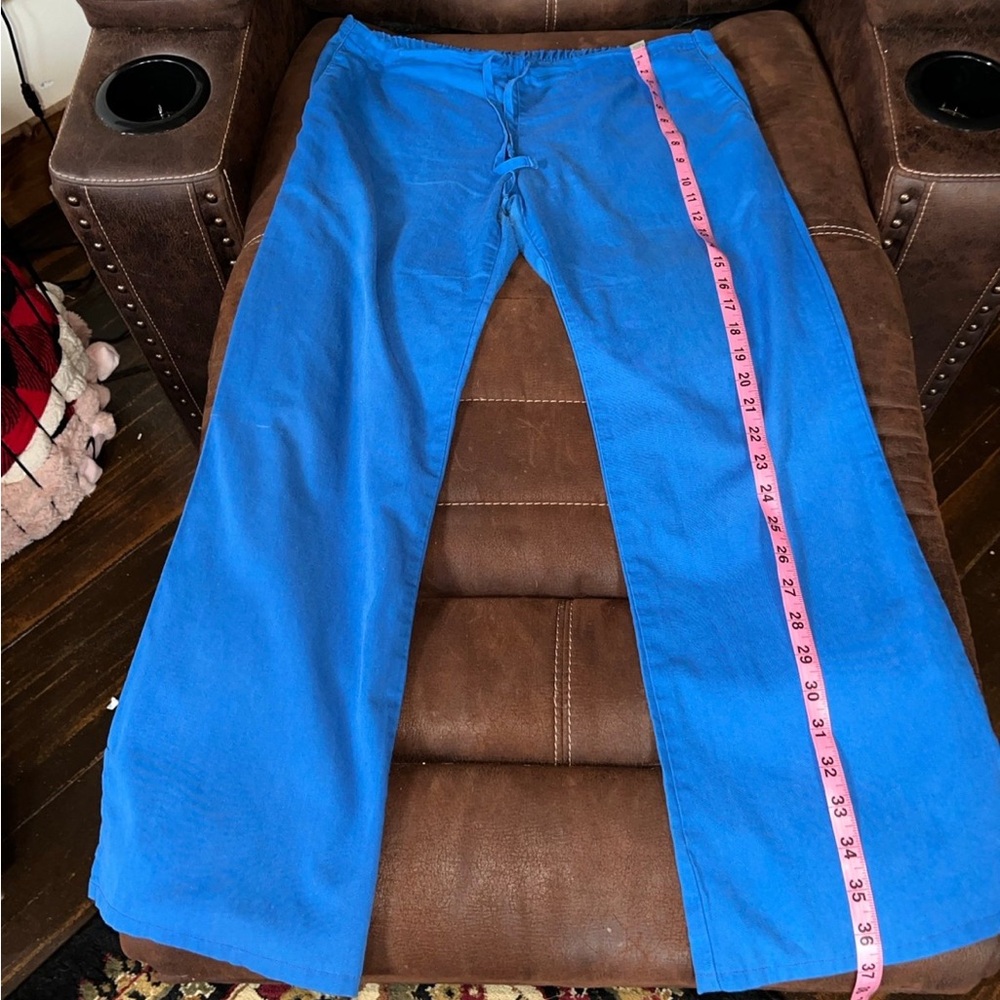 Cherokee workwear scrub set size small, royal blue. - Picture 3 of 8